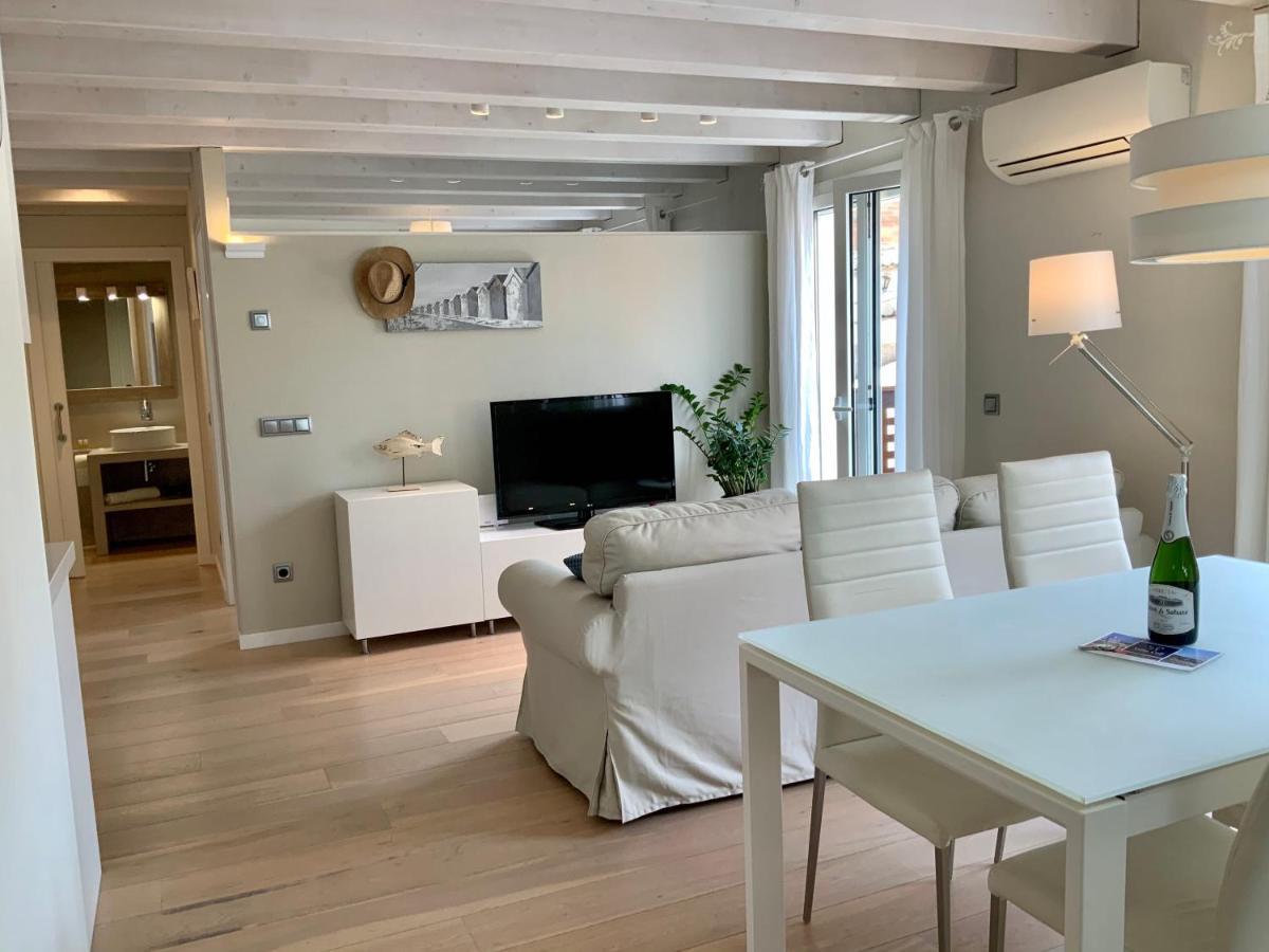 Duplex Can Quim, Terrace Boutique Apartment L'Escala Exterior photo